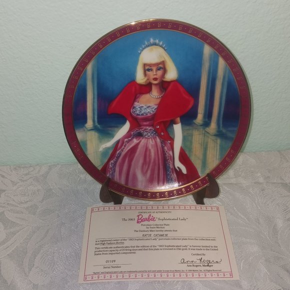 **Vintage BARBIE!!** High Fashion Barbie Porcelain Plate Collection of 8 Plates - Picture 9 of 15